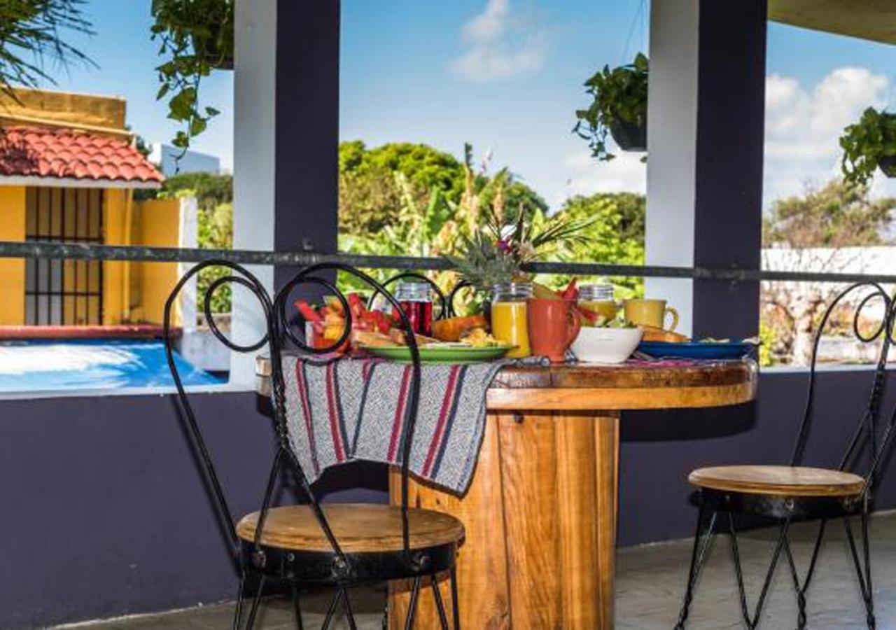 Guacamundo Beach Hostel 5Th. Ave 普拉亚卡门 外观 照片